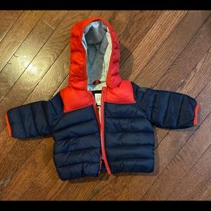 Size 0-6 month Baby Gap hooded puffer coat